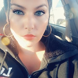 Meet your Posher, Jillian